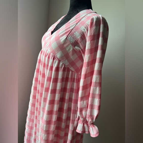 Entro All Mine Pink and White Midi Dress - Picture 4 of 11